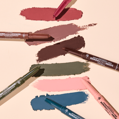 Deborah Milano matný vysúvací očný tieň v ceruzke 24ore Color Power MAT, 1,4 g