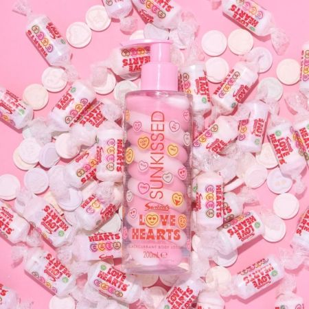 Sunkissed tělový krém Love Hearts Body Lotion, Blackcurrant, 200ml