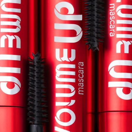 Flormar riasenka pre intenzívny objem a lifting efekt, Volume Up Mascara, Black, 12ml