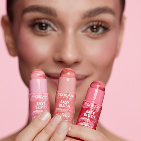 Deborah Milano krémová lícenka v tyčinke Easy Blush Stick, 5g